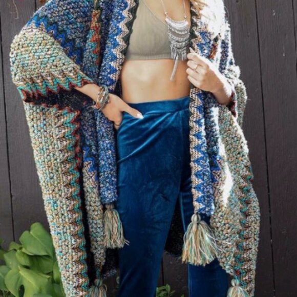 Beautiful Ruana 4 color choices #7 INDIGO FIRST PIC - Picture 1 of 3